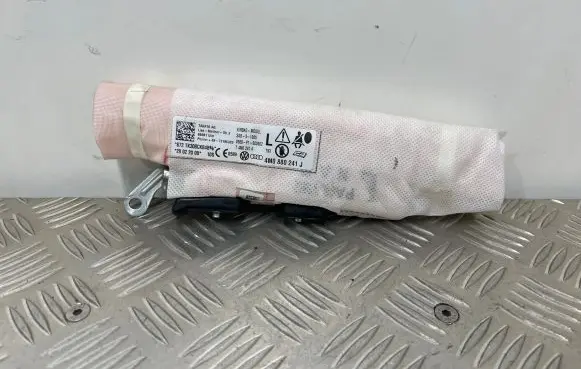Audi Q7 4M Seat airbag 4M0880241J