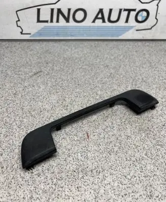 BMW 5 E34 Front door handle cover 1960930