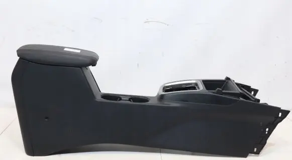 KIA Ceed Center console 84636-J7000
