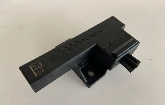 Audi A6 S6 C7 4G Keyless (KESSY) go control unit/module 8K0907247
