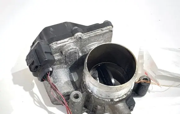 Audi A4 S4 B8 8K Engine shut-off valve A2C83076000