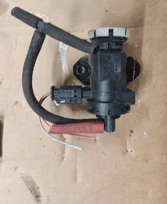 BMW X6 E71 Turbo solenoid valve 8509323 BMW1174 3024421
