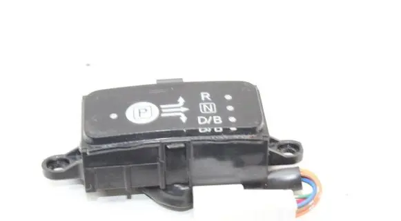 Nissan Leaf I (ZE0) Gear shift selector indicator 