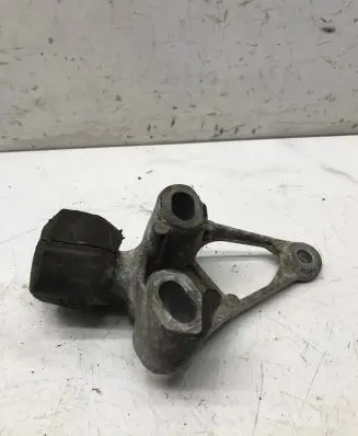 Audi A4 S4 B8 8K Engine mount bracket 8K0199343C
