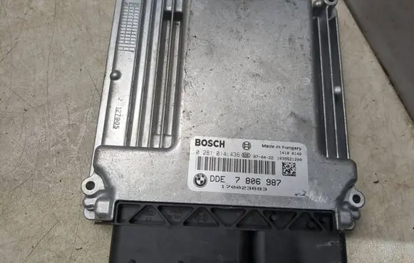 BMW 5 E60 E61 Engine control unit/module 0281014436 7806987 170023683