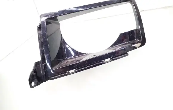 Under headlight/headlamp trim
