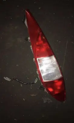 Ford Mondeo Mk III Rear/tail lights 1S7113405C