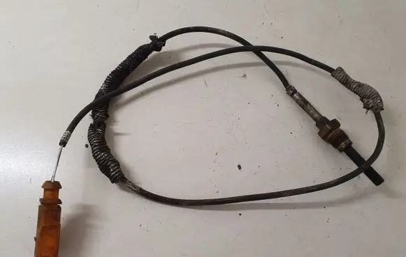 Volkswagen Caddy Exhaust gas temperature sensor 03G906088F