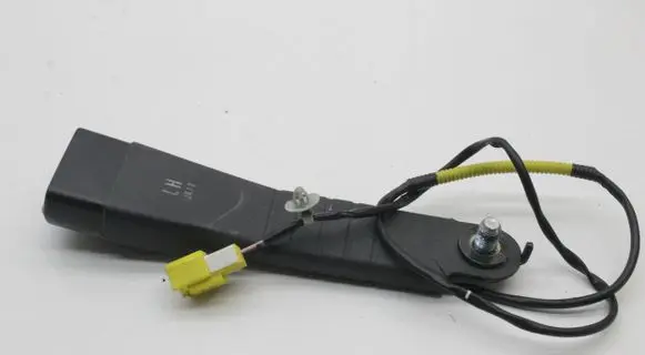 Volvo V70 Front seatbelt buckle