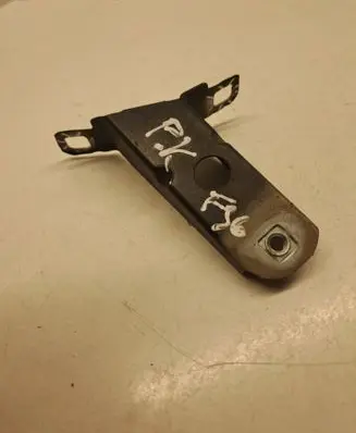 BMW 4 F36 Gran coupe Fender mounting bracket 