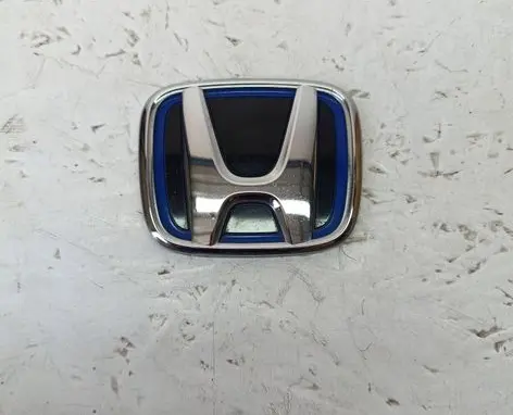 Honda Civic XI Manufacturer badge logo/emblem 75701 2010M1