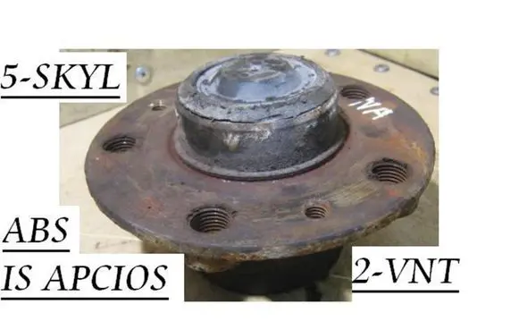 Renault Laguna I Rear wheel hub