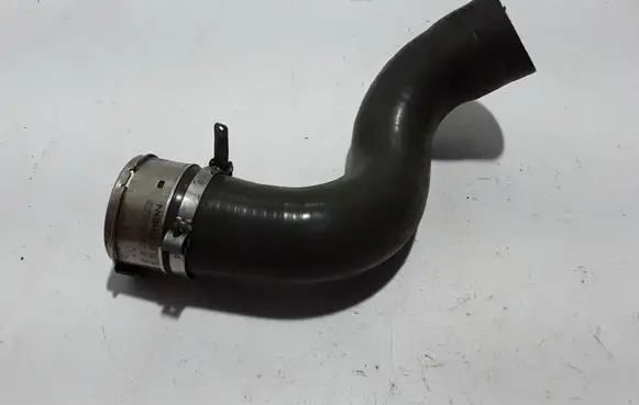 Renault Captur Intercooler hose/pipe 1085615S02