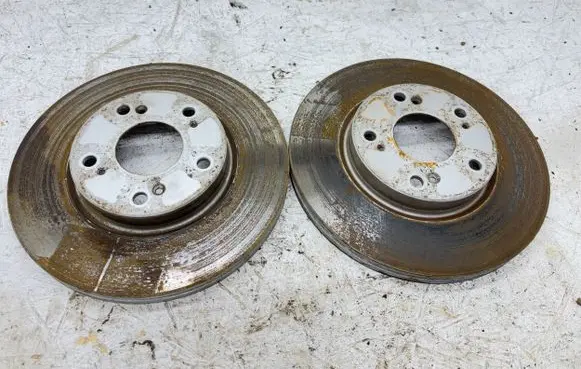 Honda FR-V Front brake disc