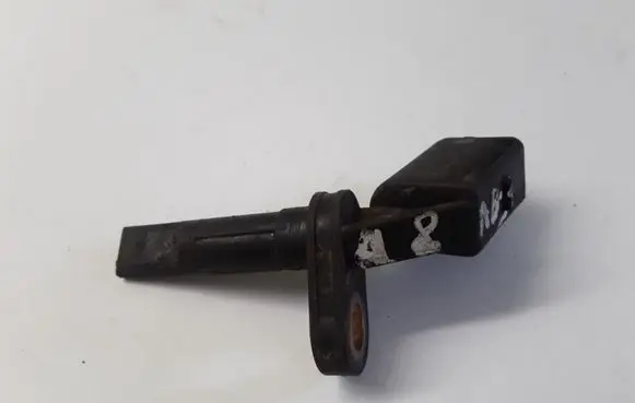 Audi A8 S8 D3 4E ABS brake wheel speed sensor 0265007405 4E0927804