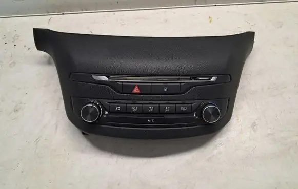 Peugeot 308 Climate control unit 96777653ZD
