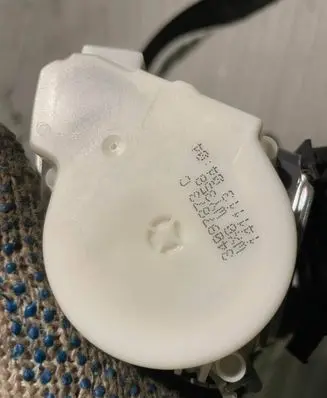 BMW 1 F20 F21 Front seatbelt 34097873