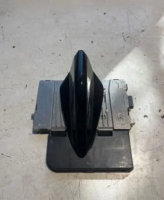 Opel Astra L Aerial GPS antenna 9860265180 BSRFN1EMC00 TA20211425