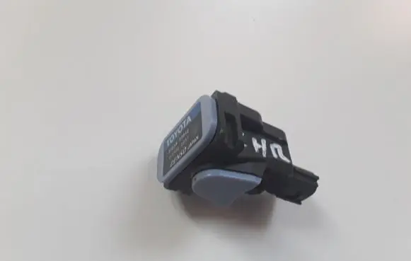 Toyota C-HR I Airbag deployment crash/impact sensor 8983AF4010