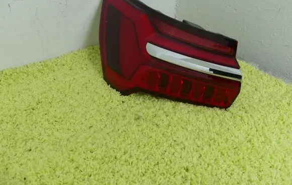 Rear/tail lights