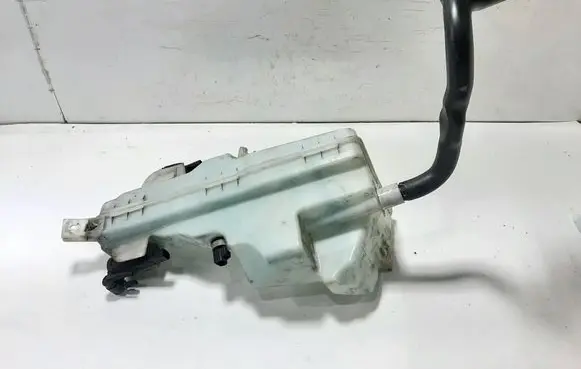 Volvo XC60 Windshield washer fluid reservoir/tank 31416914 31416916
