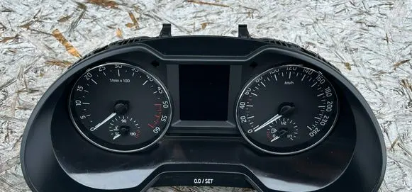 Skoda Octavia Mk3 (5E) Speedometer (instrument cluster) 5E0920781 00922646 25617953