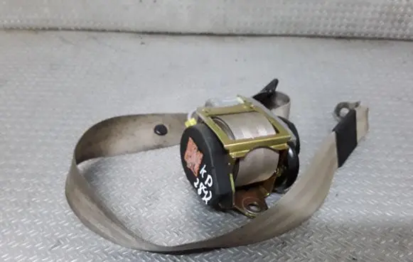 Audi A6 S6 C5 4B Front seatbelt