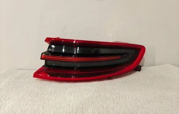 Porsche Macan (95B) Rear/tail lights 95B945096R 01149902 28012025