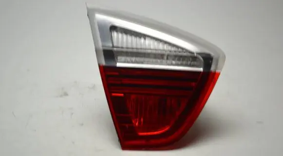BMW 3 E90 E91 Tailgate rear/tail lights 6937459