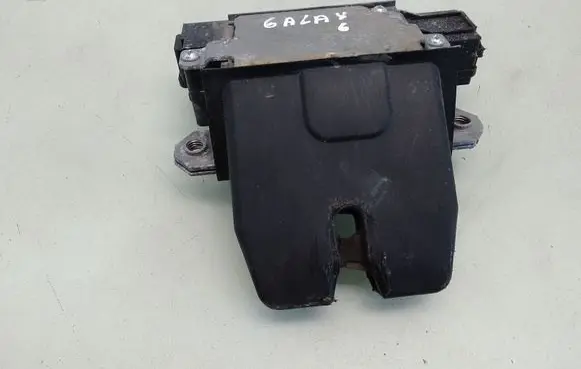 Tailgate/trunk/boot lock/catch/latch