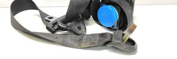 Chrysler Voyager Middle seatbelt (rear) 
