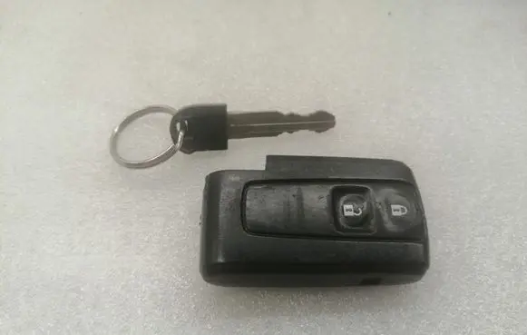 Toyota Corolla Verso AR10 Ignition key/card 890700F020
