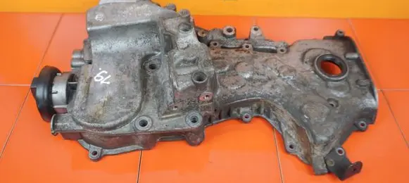Volkswagen Scirocco Timing chain cover 038109211CF 19XZ14
