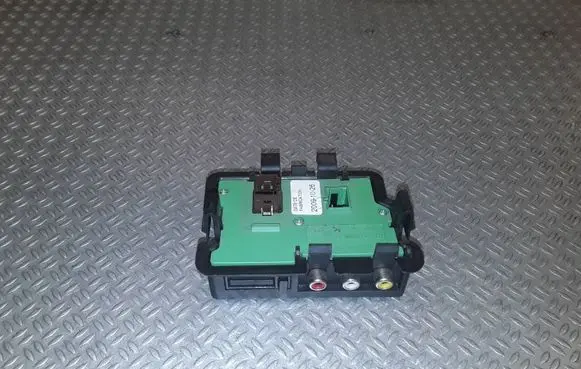 Citroen C5 HiFi Audio sound control unit 96638354XT
