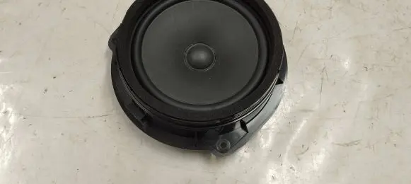 Audi Q2 - Rear door speaker 8v4035411b