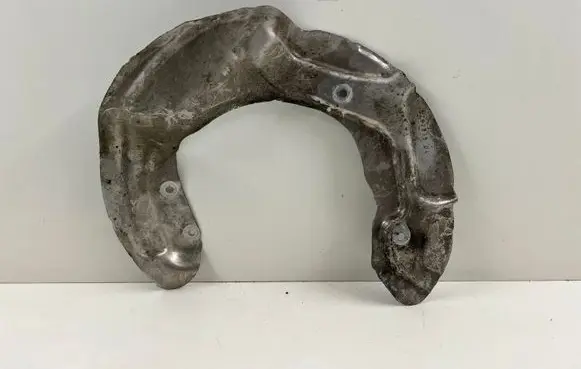 BMW 3 F30 F35 F31 Rear brake disc plate dust cover 6792235