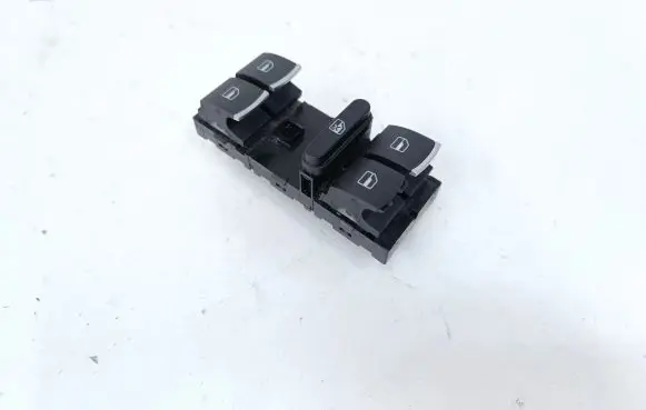 Volkswagen Tiguan Electric window control switch 5K4959857