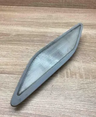 BMW 5 E39 Rear seat light 8363607