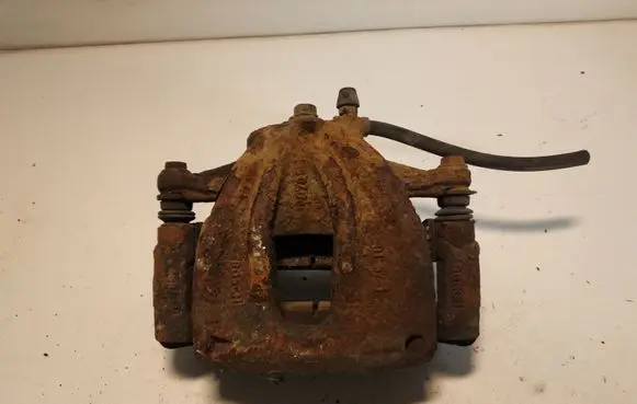 Toyota Corolla Verso AR10 Front brake caliper