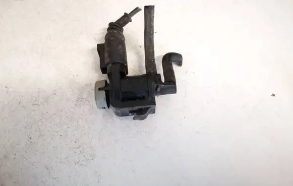 Volkswagen Golf IV Turbo solenoid valve 1j0906283c