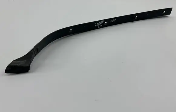 Jeep Grand Cherokee WL Rear arch trim 7EK79TRMAB 42068D EASTC0A1
