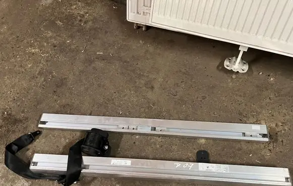 Iveco Daily 6th gen Rear seat guide rail 221119364