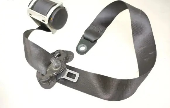 Mini One - Cooper Coupe R56 Front seatbelt 7261942