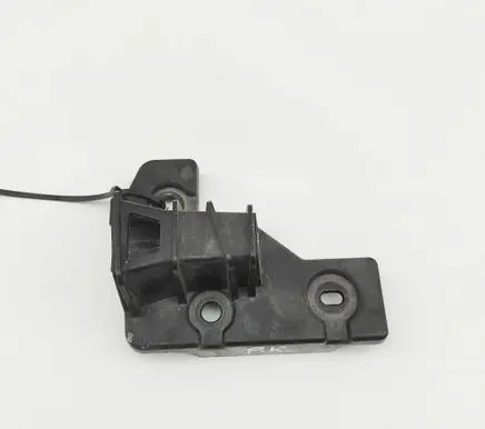 Volvo XC90 Front bumper mounting bracket 31353763