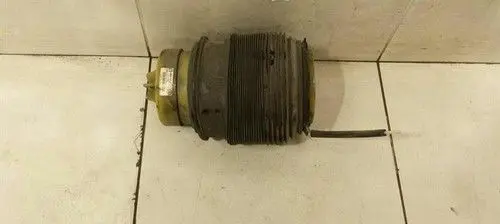 Mercedes-Benz E W212 Air suspension control unit module (rear) A2123200725