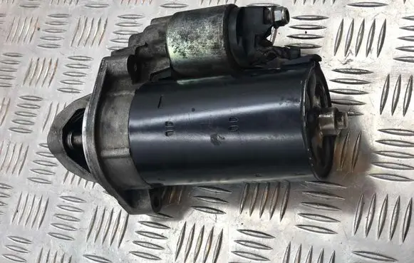 Mercedes-Benz E W211 Starter motor A0051516601