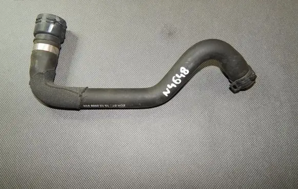 Audi Q5 SQ5 Engine coolant pipe/hose 8R0121049G