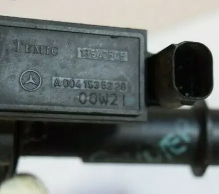 Mercedes-Benz A W168 Oil level sensor A0041535428