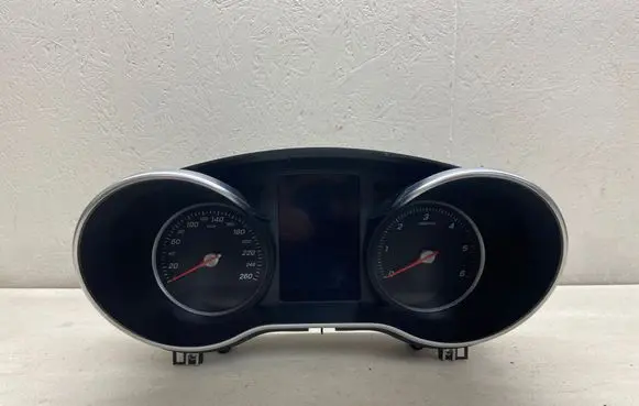 Speedometer (instrument cluster)