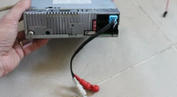 BMW 3 E36 AUX in-socket connector BECKER BE7917